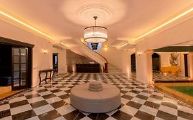 Hotel Mansion E Borbon